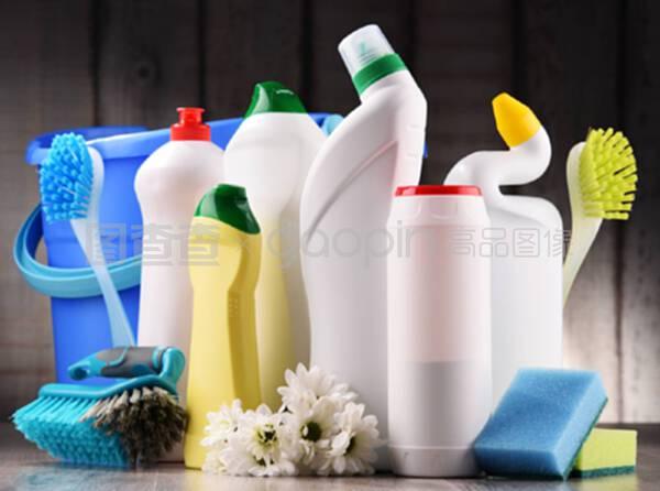 洗滌劑與化學(xué)清洗用品的容器 選擇、使用與安全指南